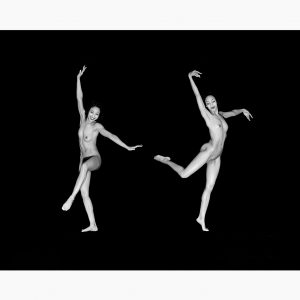 70 x 90 cm Two Dancers - d14536