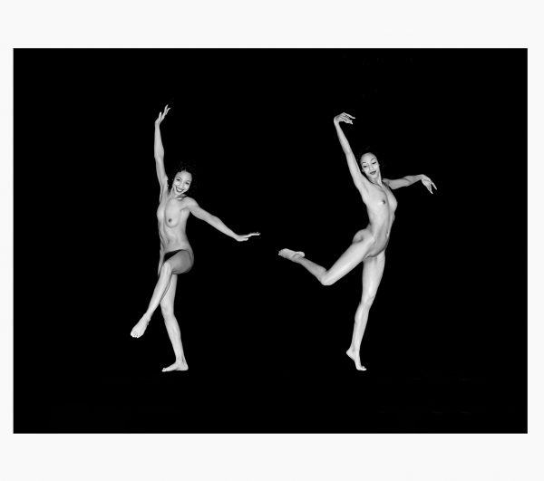 70 x 90 cm Two Dancers - d14536